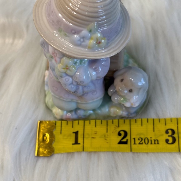 Enesco Pastel Salt and Pepper Set Figurine with Tan Hat - Picture 6 of 9